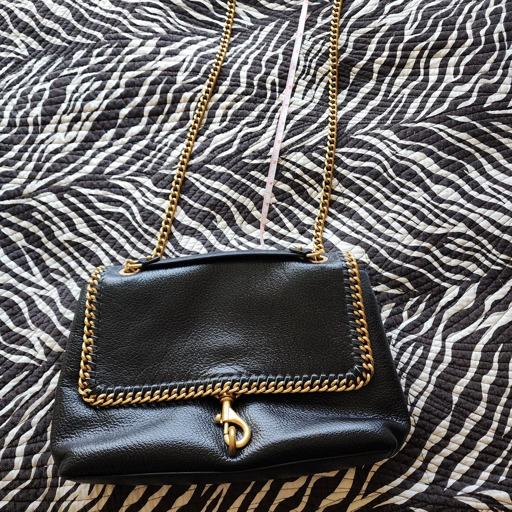 Rebecca Minkoff Black Leather Shoulder Bag with Gold Chain - Picture 2 of 10